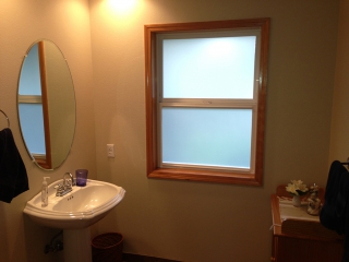 Window tinting on bathroom window
